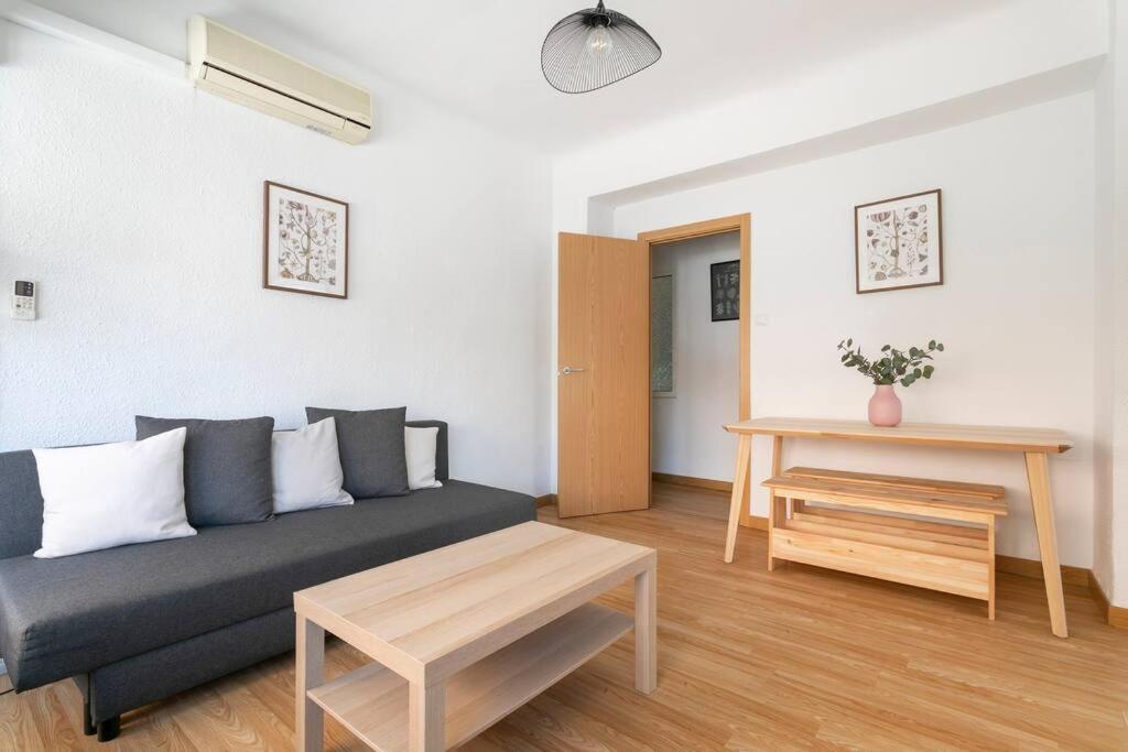 Encantador Apartamento De 3 Habitaciones Con Balcon 알리칸테 외부 사진